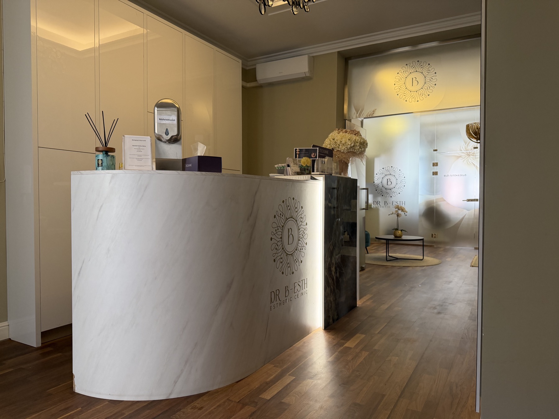 Dr. B-Esth Pesti klinika recepció